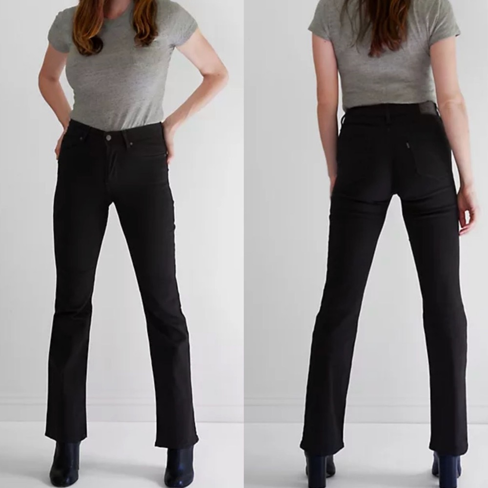 *NWOT* [LEVIS] 725 BOOT CUT JEANS